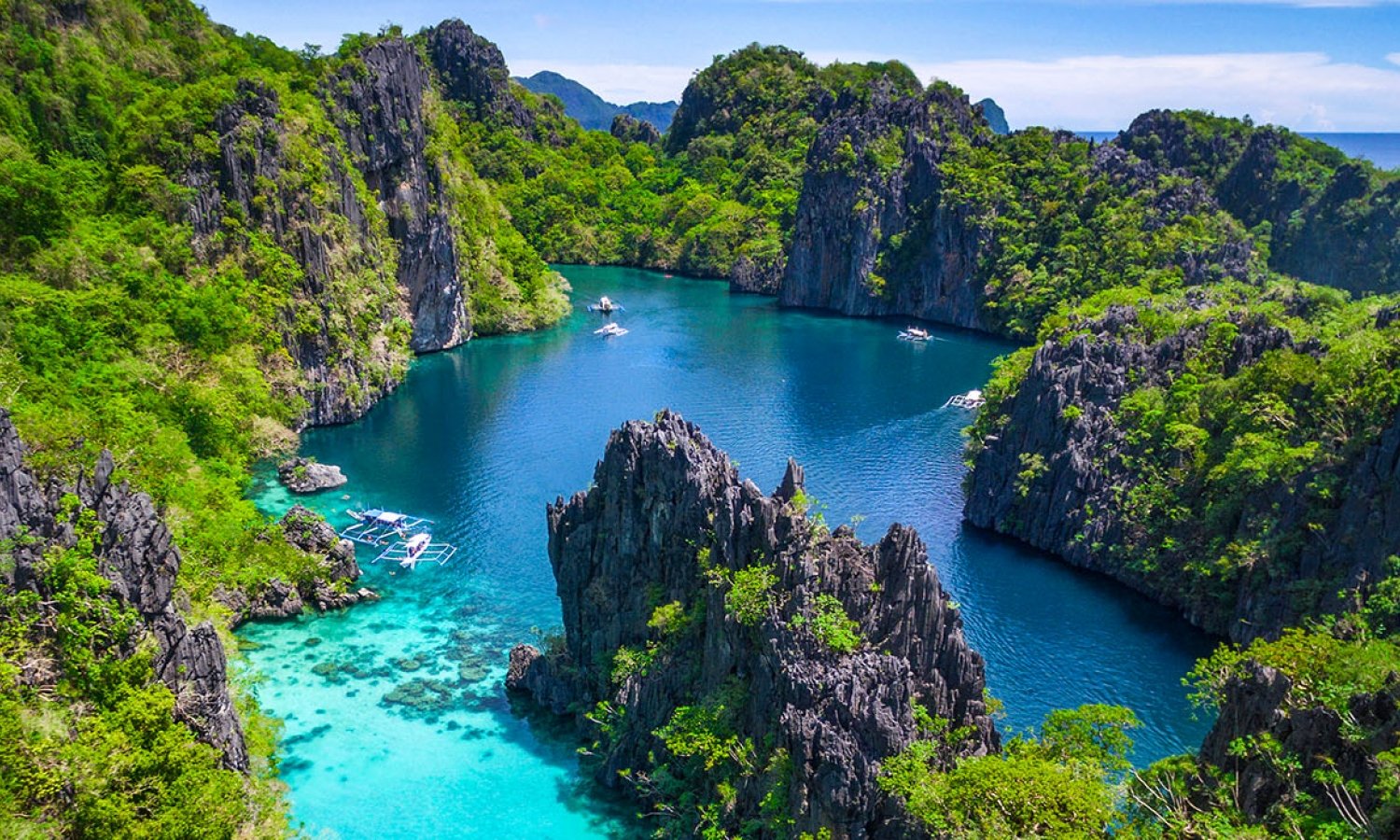 El Nido Big Lagoon & limestones cliff